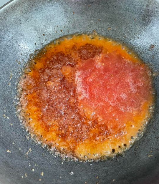 Butter chicken gravy