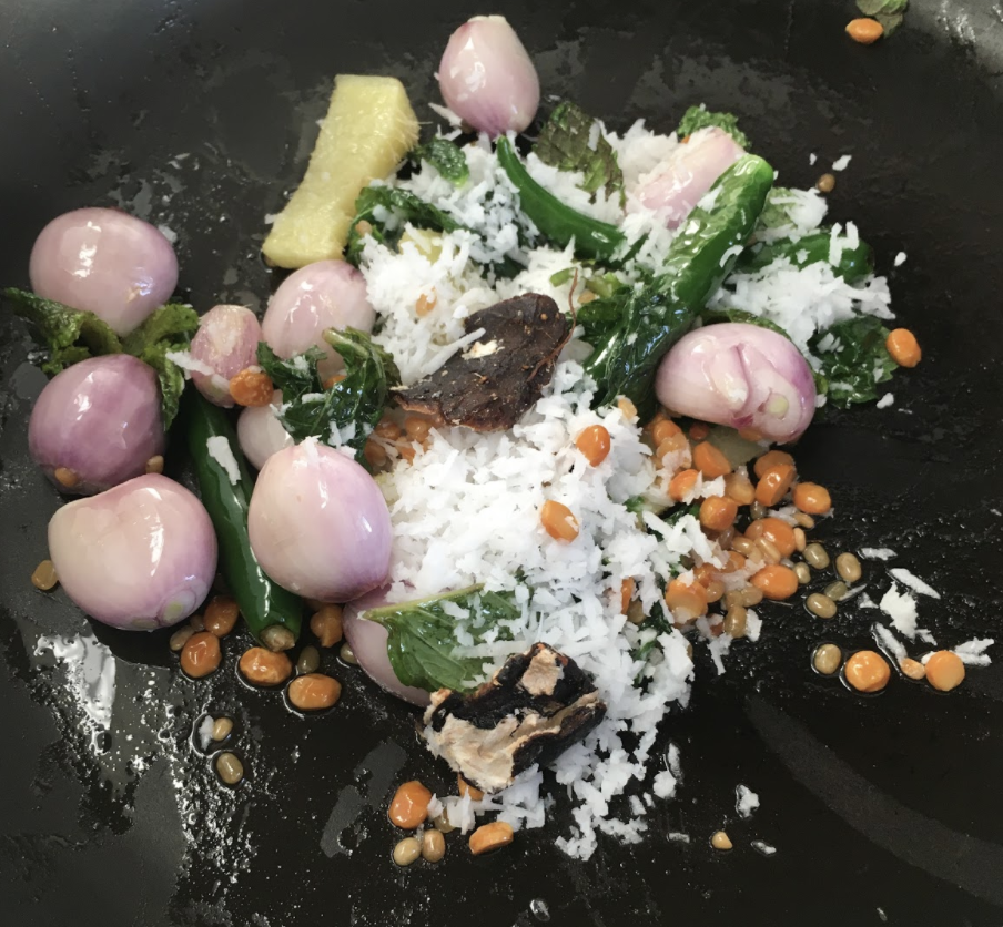 Preparing Pudina Chutney