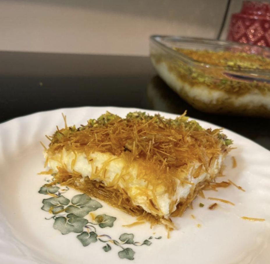 Served Kanafeh