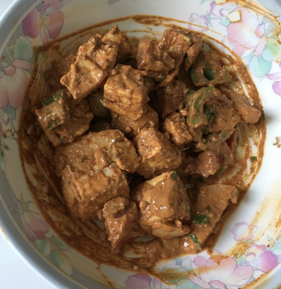    Now heat up some ghee in a pan    Add the marinated tandoori paneer mixture    Sauté for 8-10 minutes until masala cooks   