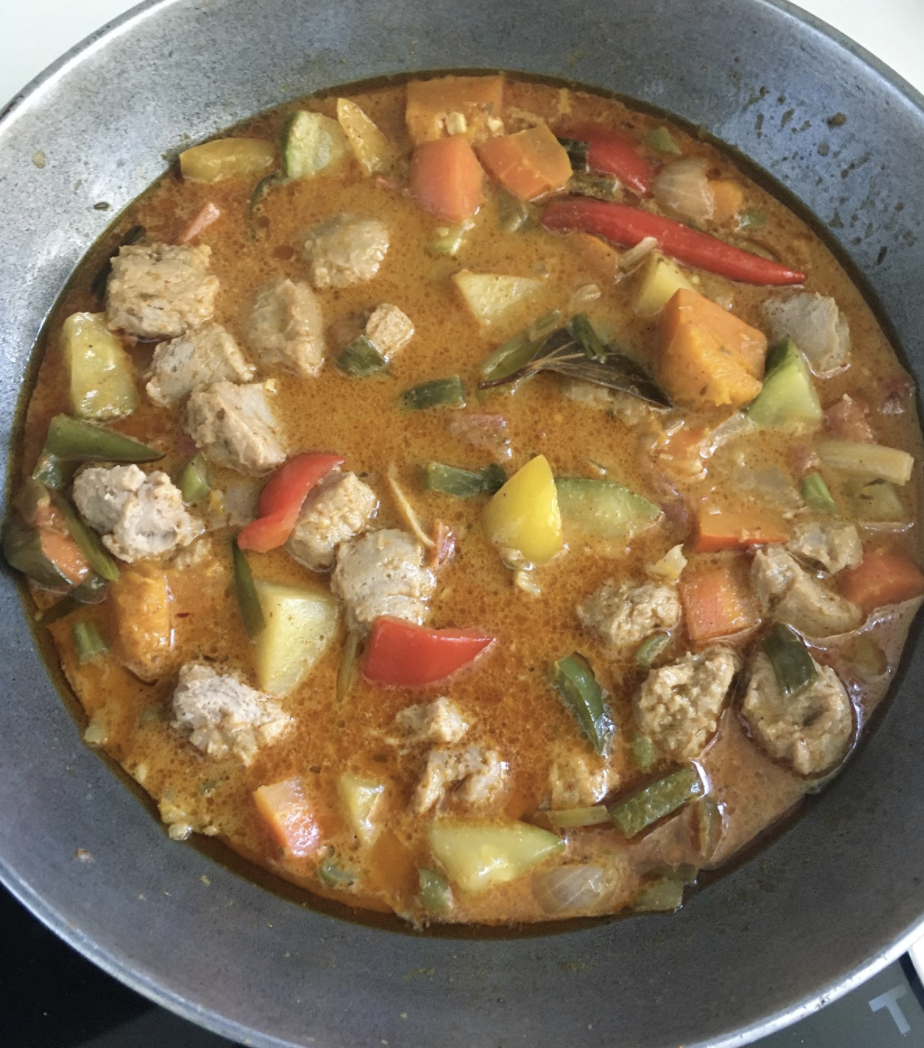 While the stew is simmering , knead the dough to make spinners. Add water as needed to prepare oats flour dough. Roll out the dough into sausage shapes.