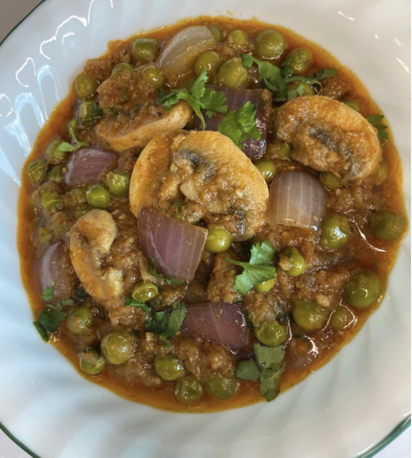 Serve Matar Mushroom Do Pyaza