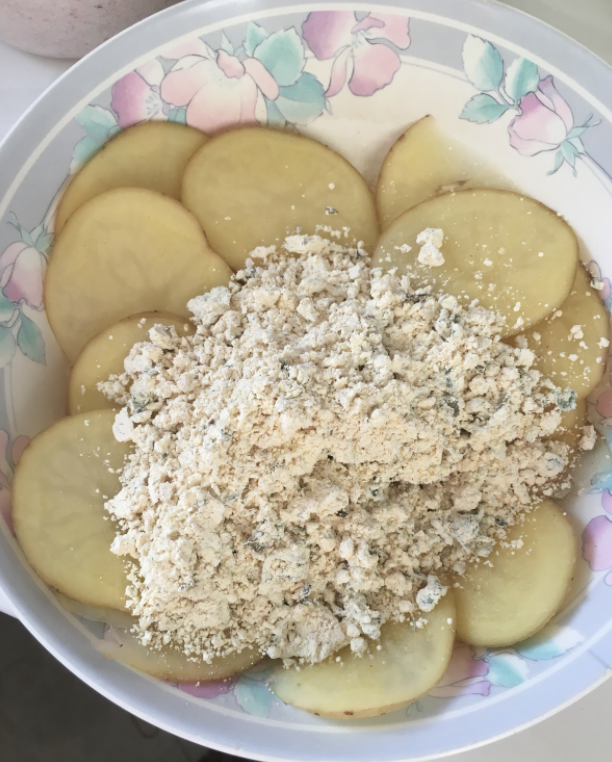 Coat Potato Slices