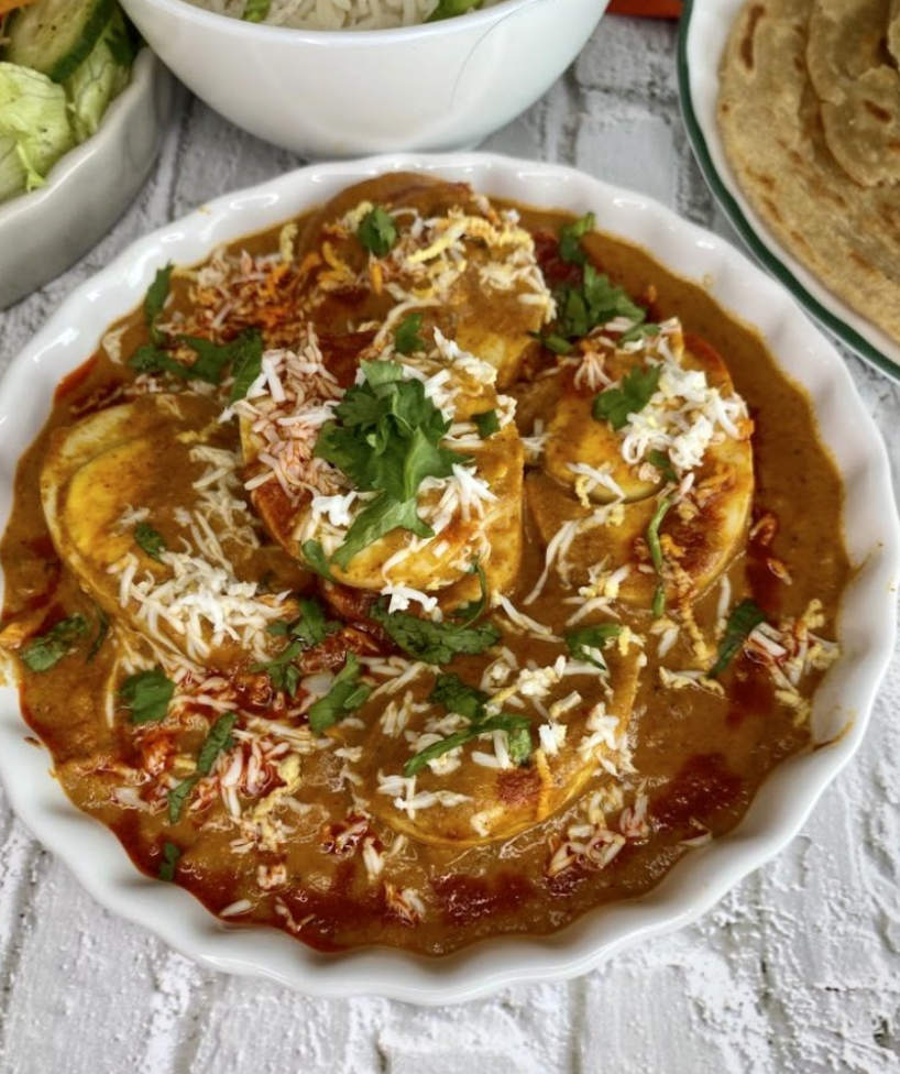 Serve Egg Lababdar