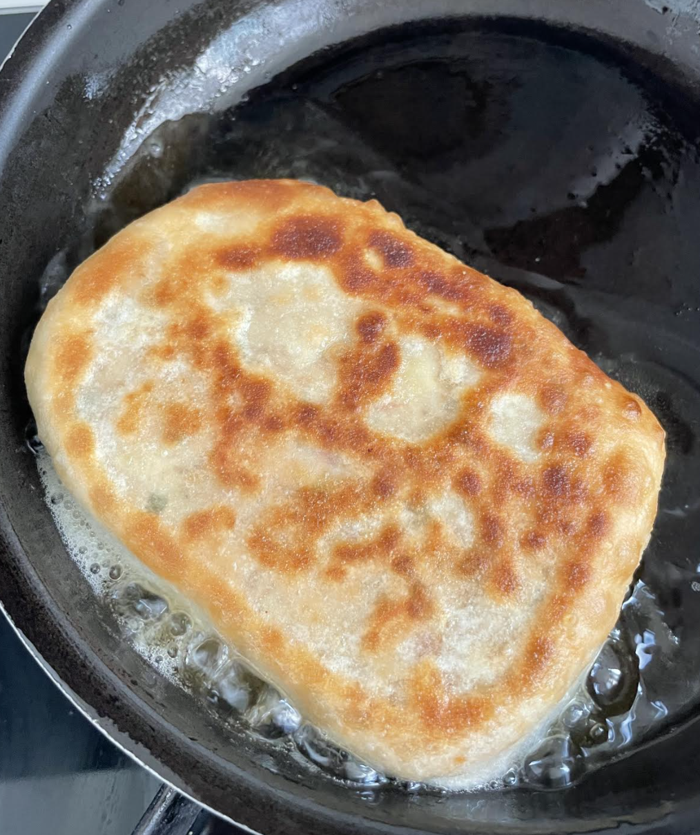 Kheema Baida Roti Ready