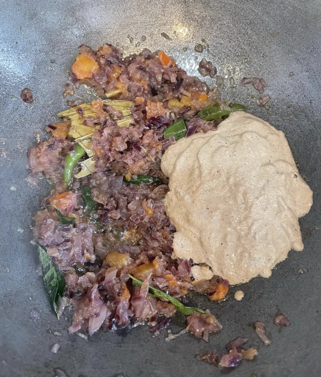 Adding spice powders