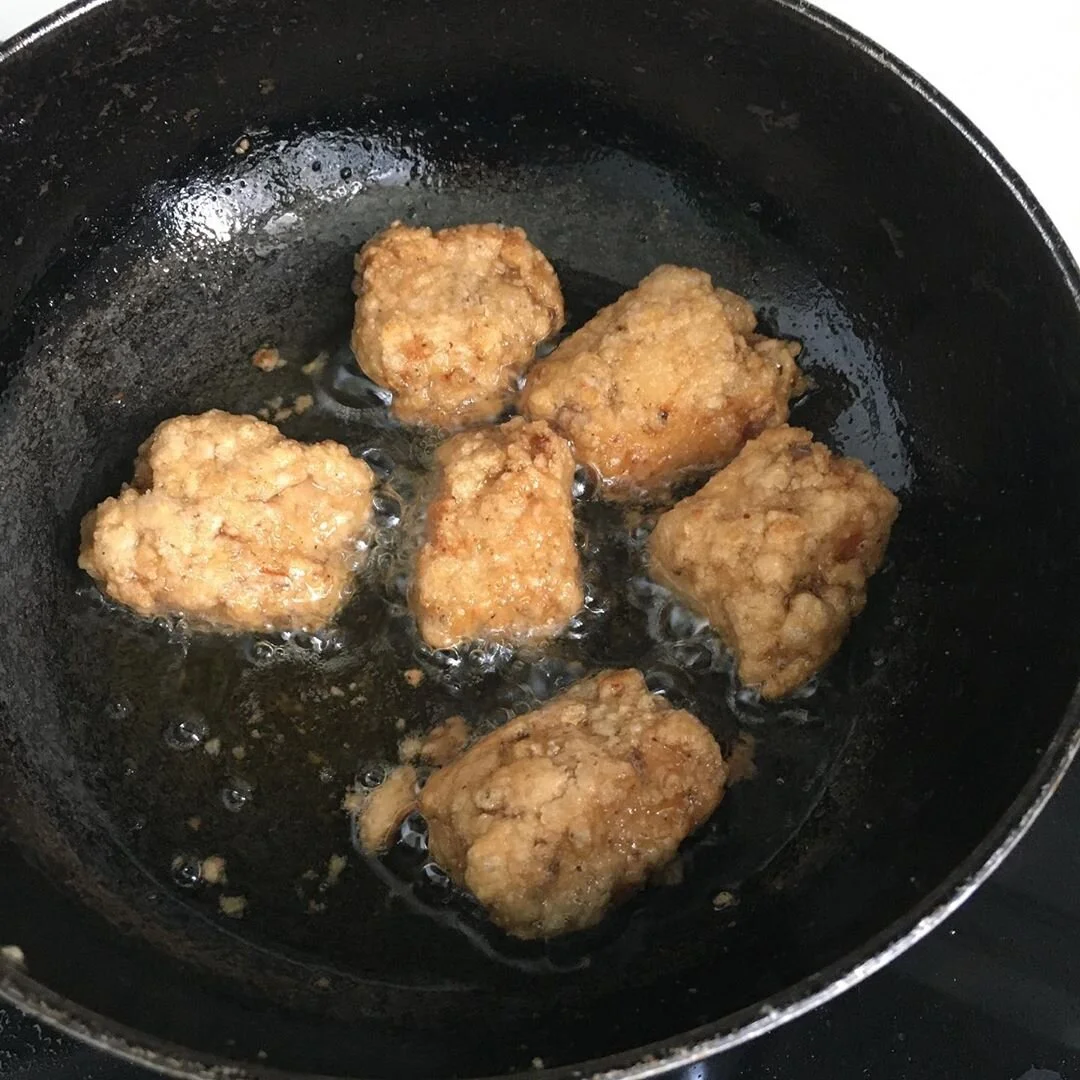 Frying Taiwanese Chicken